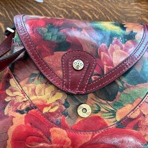 Patricia Nash Multicolor Floral Crossbody Bag